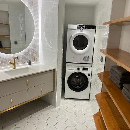 Suite Deluxe Au Carre Cathedrale En Hypercentre Saint Denis Zewnętrze zdjęcie