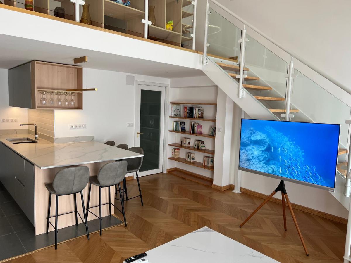 Suite Deluxe Au Carre Cathedrale En Hypercentre Saint Denis Zewnętrze zdjęcie