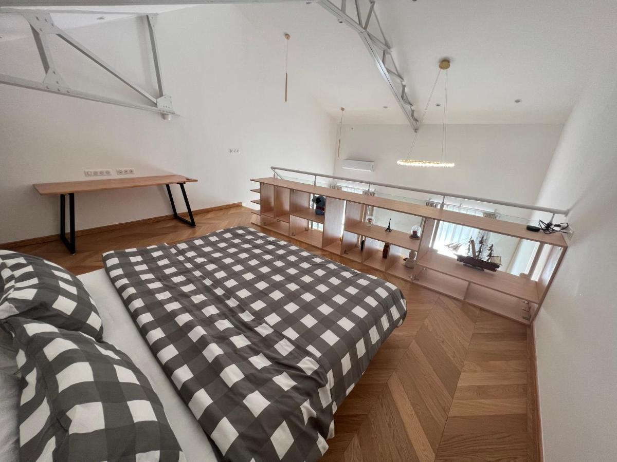 Suite Deluxe Au Carre Cathedrale En Hypercentre Saint Denis Zewnętrze zdjęcie